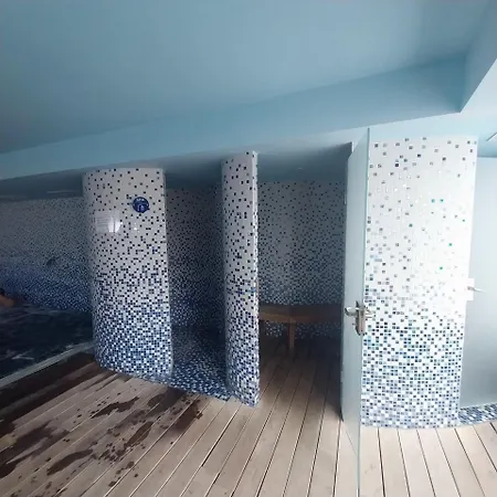 Familiar En * Κάλπε